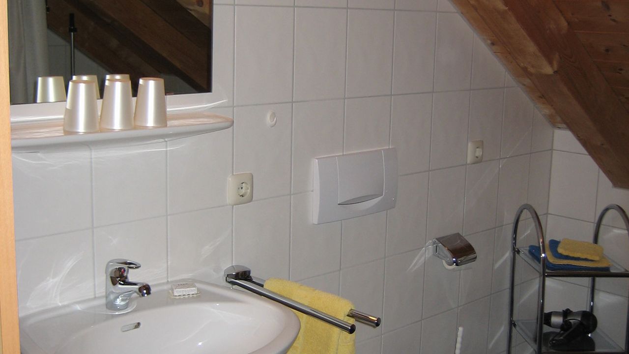 Bad im 2. Obergeschoss Bad im 2. Obergeschoss